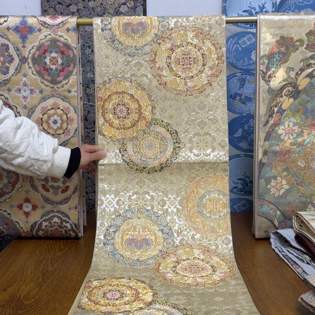 织绣轮奈织工艺技术