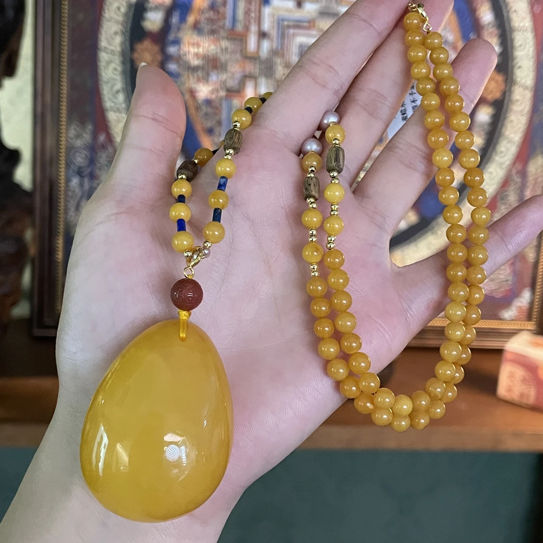 【天香如易】天然琥珀蜜蜡老蜡万能扣水滴吊坠+链子（多样性发货）