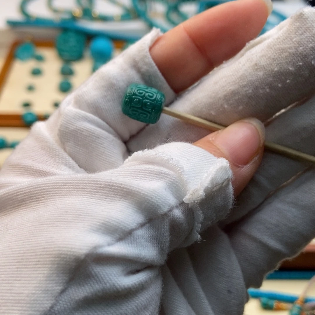 绿松石配饰未镶嵌