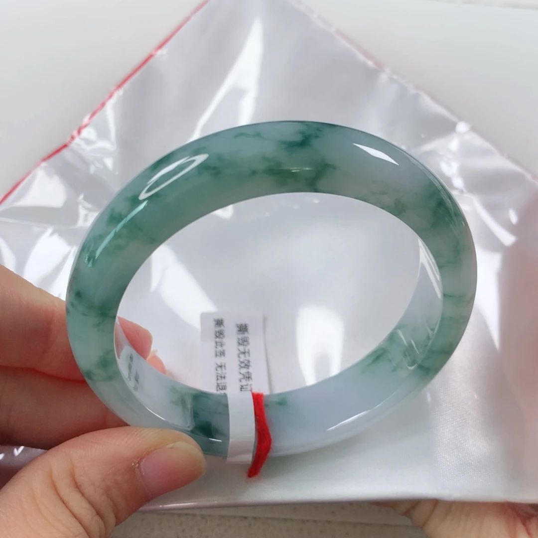 未镶嵌手镯翡翠256