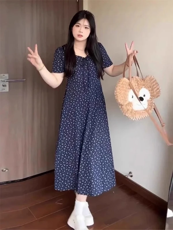 大码胖mm夏季小众设计感碎花连衣裙2-300斤显瘦法式气质长裙女装