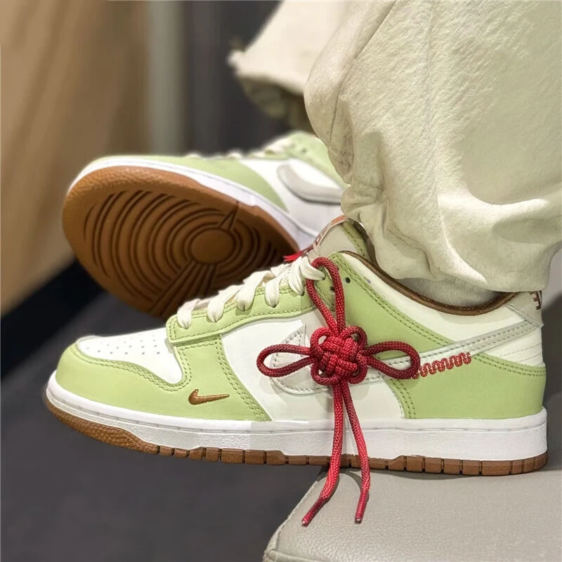 耐克NIKE女鞋DUNK LOW运动鞋CNY蛇年新年款休闲鞋板鞋 HV6001-101