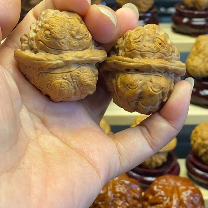 核桃喜怒哀乐000000