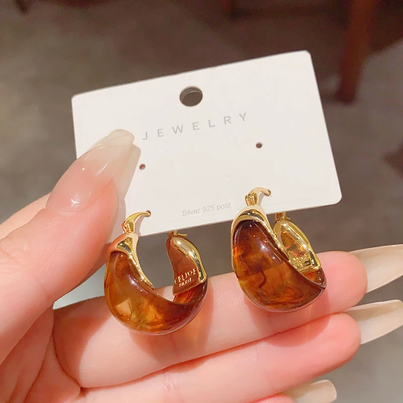 铜合金耳饰 港风复古树脂耳扣百搭网红通勤耳环气质百搭耳饰