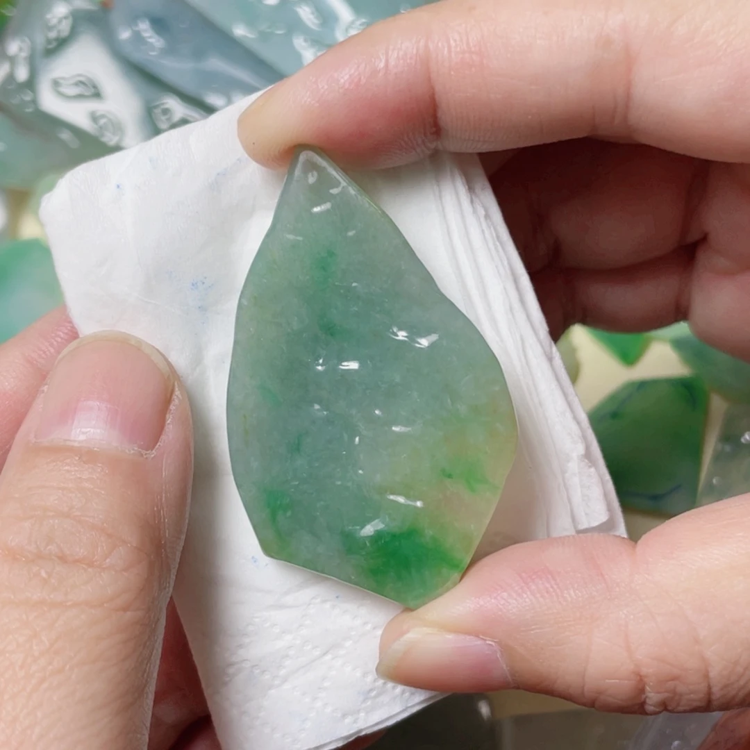 定制翡翠未镶嵌包工