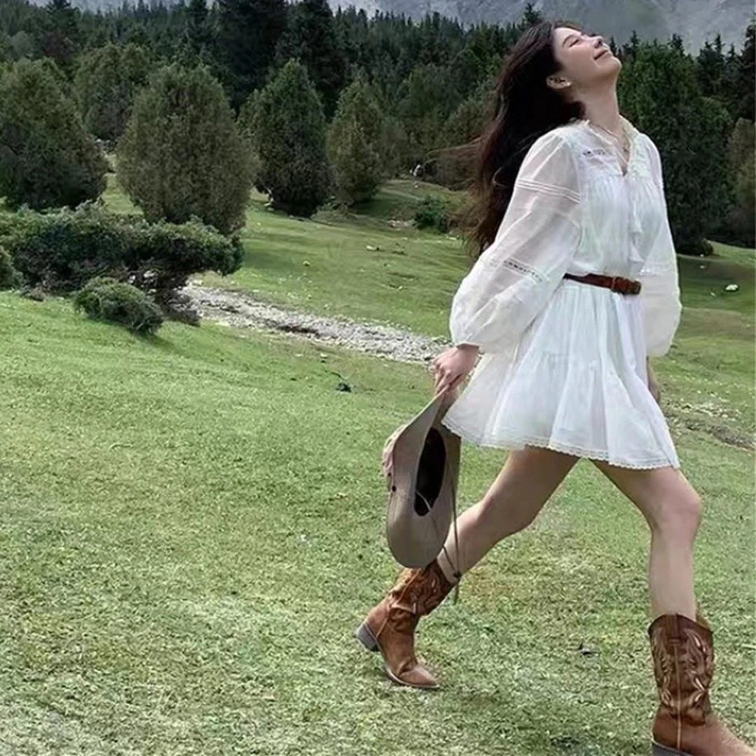 2025新款小个子云南新疆旅游度假短裙法式白色黑色长款修身连衣裙