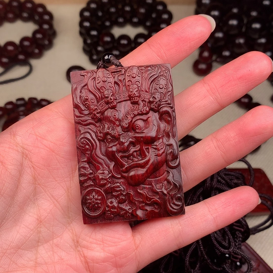 七****吊坠小叶紫檀大黑天