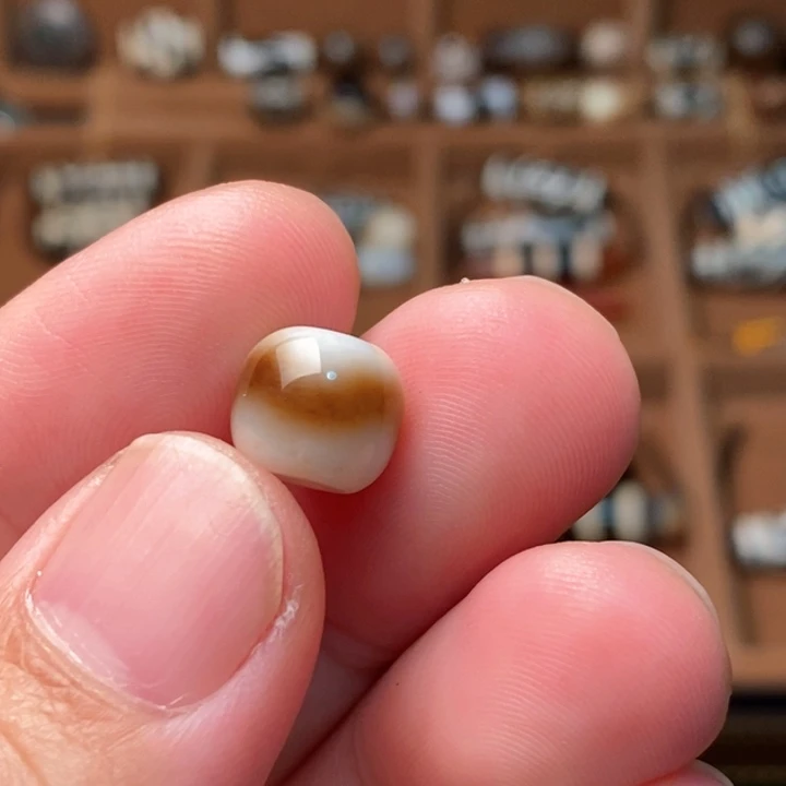 未镶嵌玛瑙/玉髓珠宝半成品