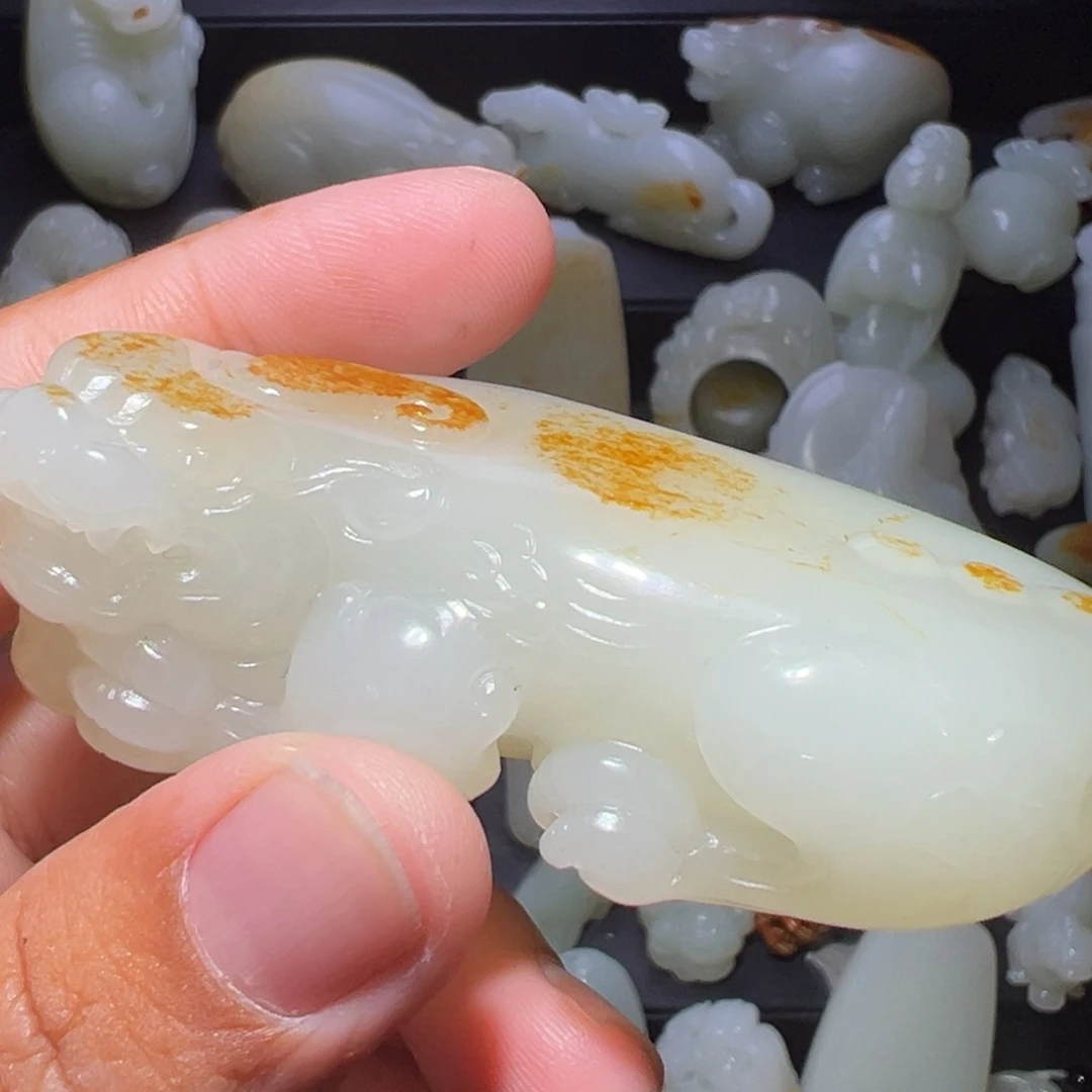 艺****和田玉未镶嵌颈饰