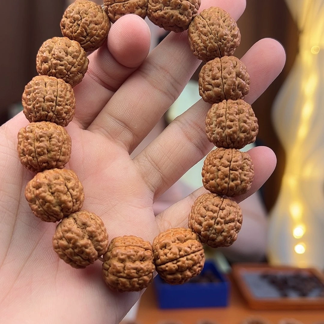 吊坠金刚菩提18mm  小金刚碧根果单圈