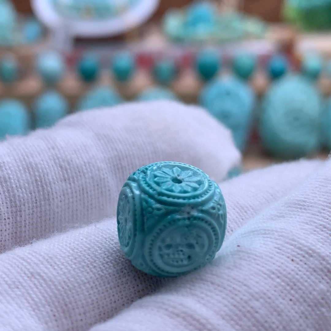 绿松石未镶嵌颈饰原矿绿松石六方珠