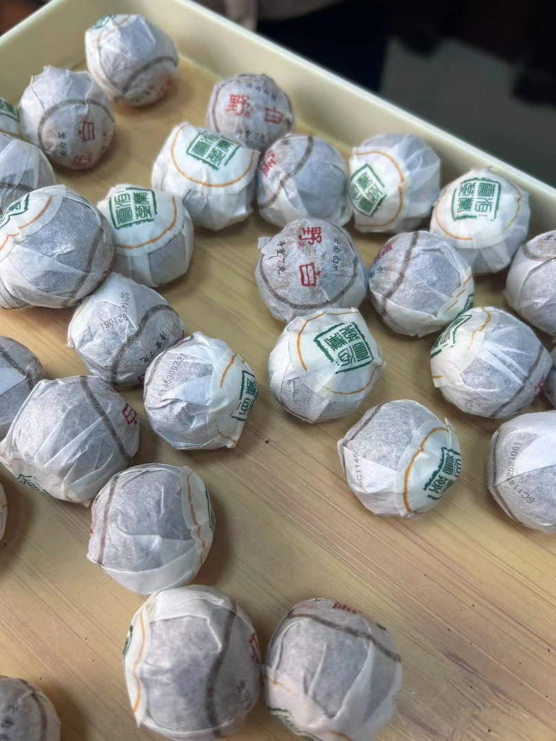 2024年野生白茶龙珠500克（白）