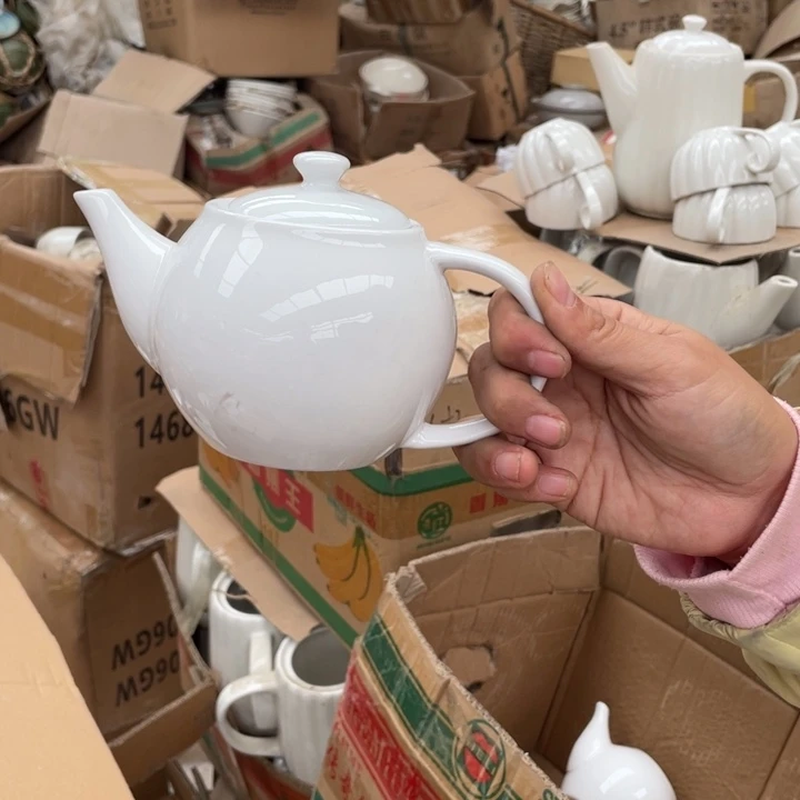 摆件陶瓷盘子碗都便宜