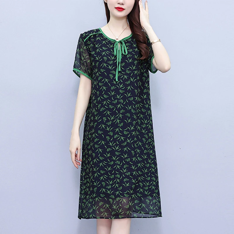 2025夏季新款气质时尚大码女装显瘦碎花a字圆领休闲连衣裙
