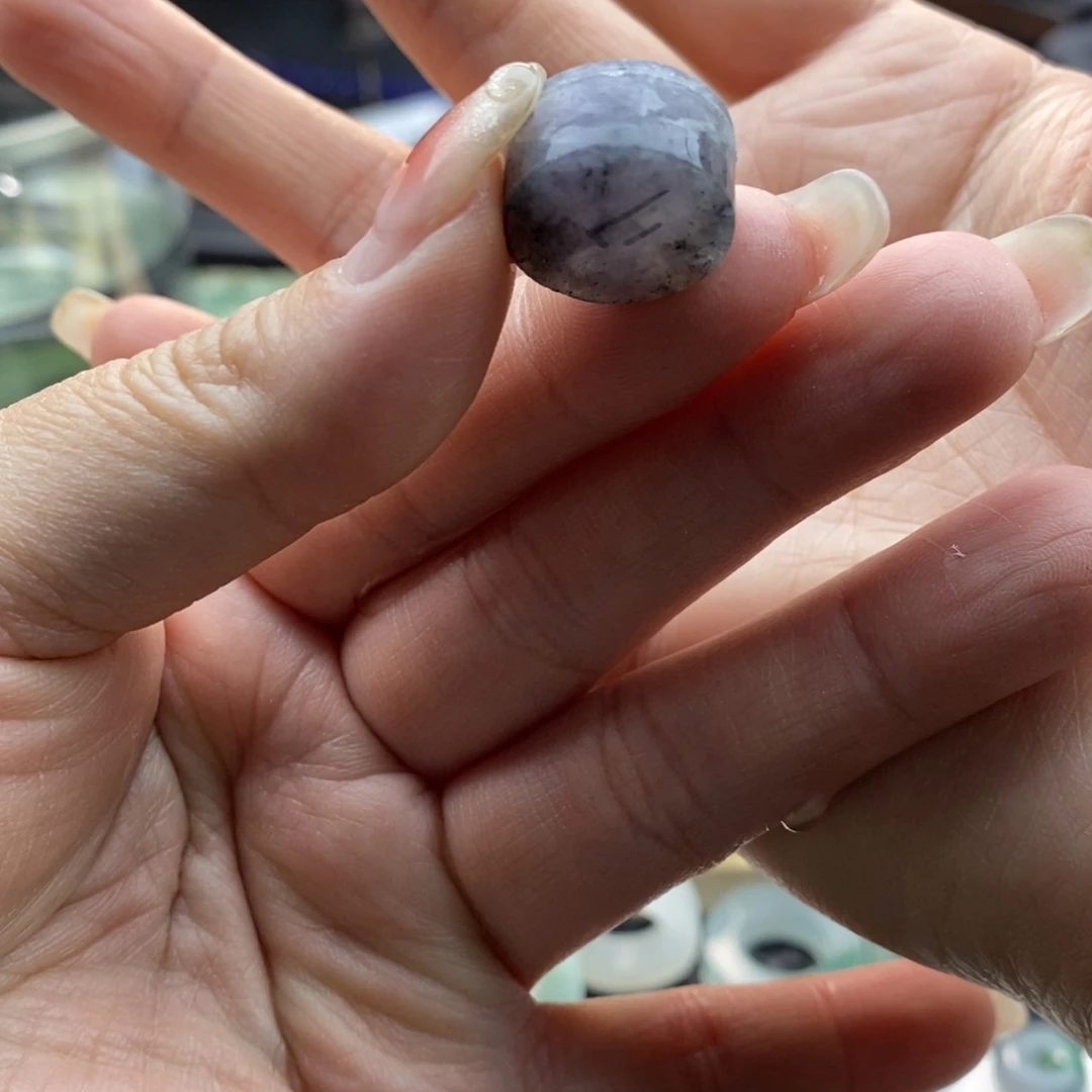 定制翡翠戒心，有冰晶未镶嵌?****主