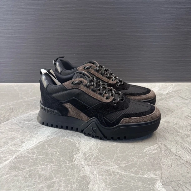 未使用 LouisVuitton/路易威登 黑色网面登山鞋 40码