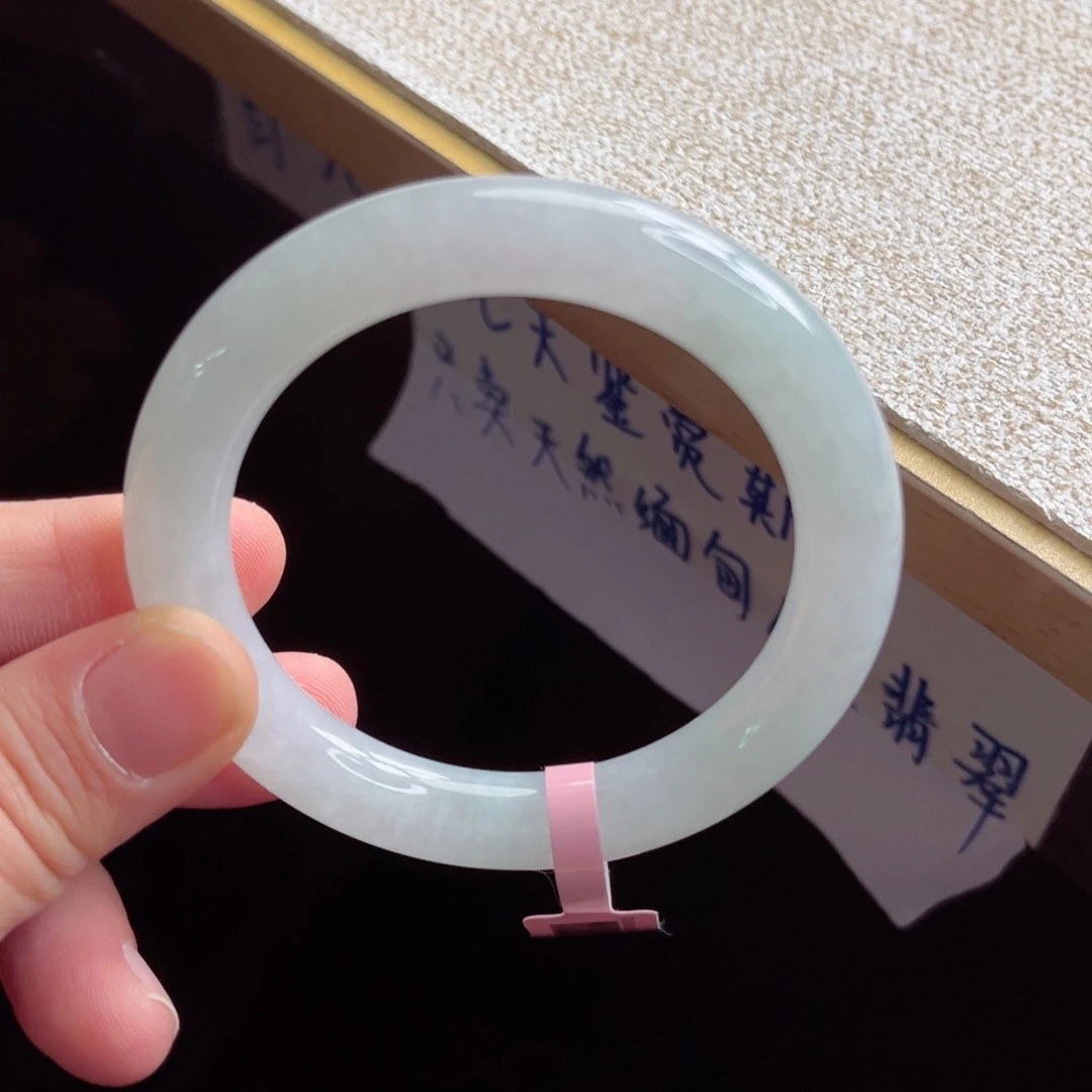 翡翠未镶嵌手镯手镯
