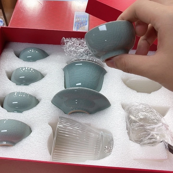 孤品茶具套装等。