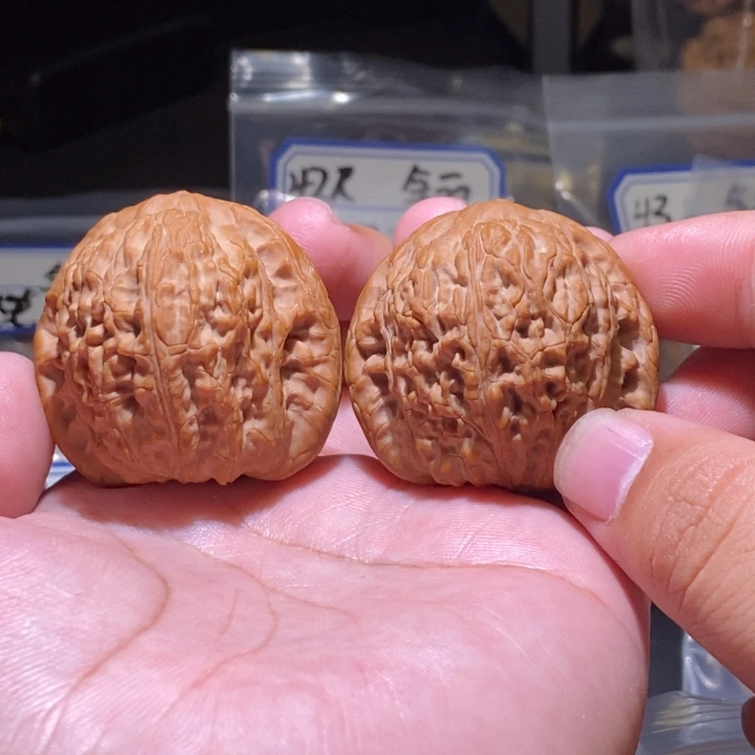 贝***克文玩核桃吊坠41全品绣球