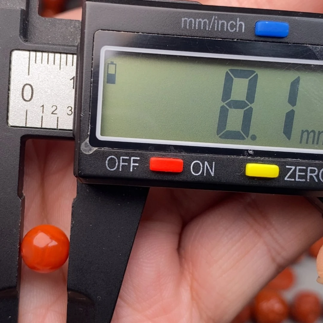 南红玛瑙配饰未镶嵌吴*木