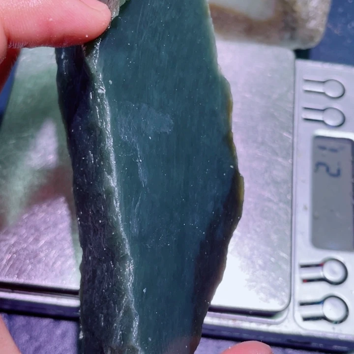 和田玉（糖玉）未镶嵌珠宝半成品