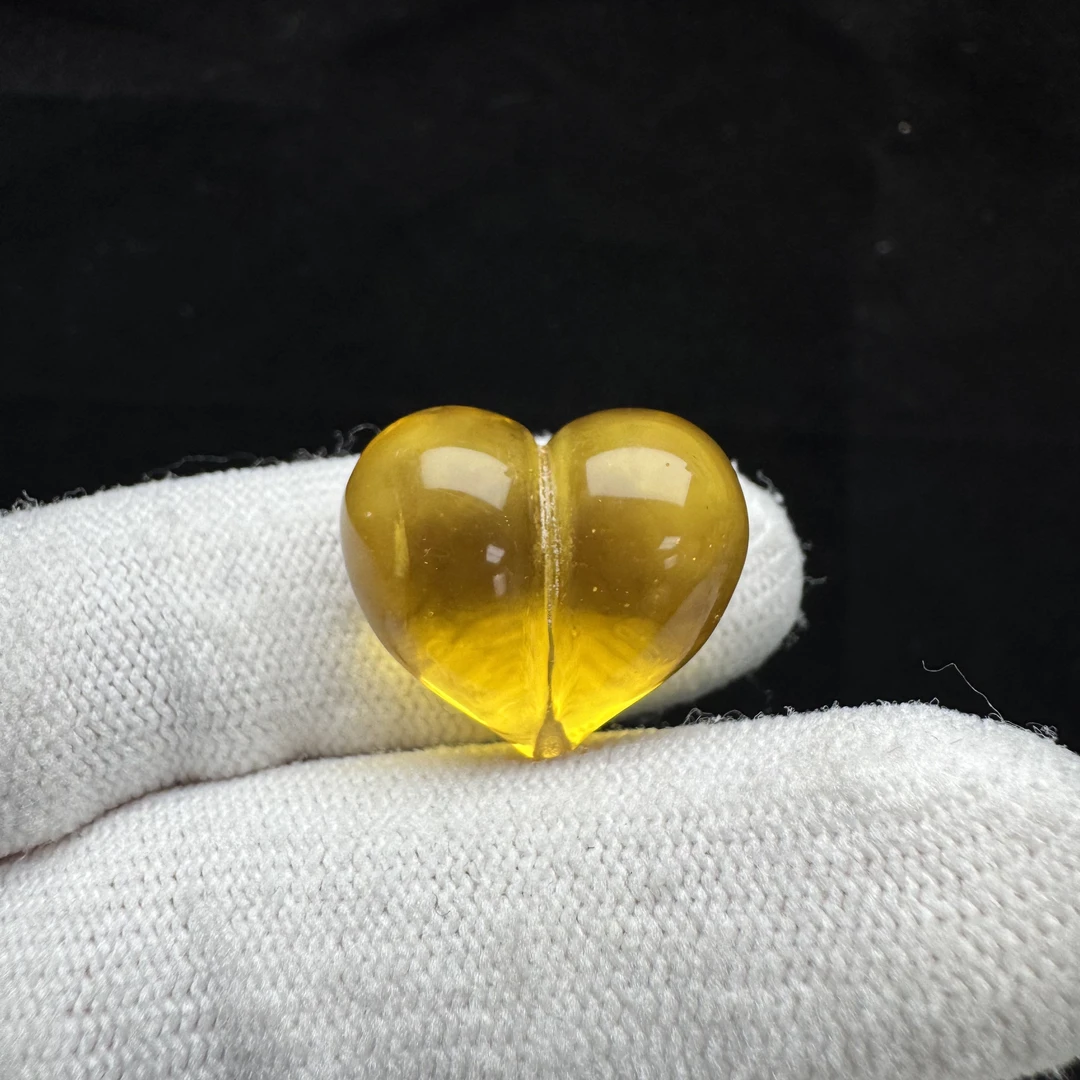 M9285天然原矿蜜蜡爱心21*18mm支持复检