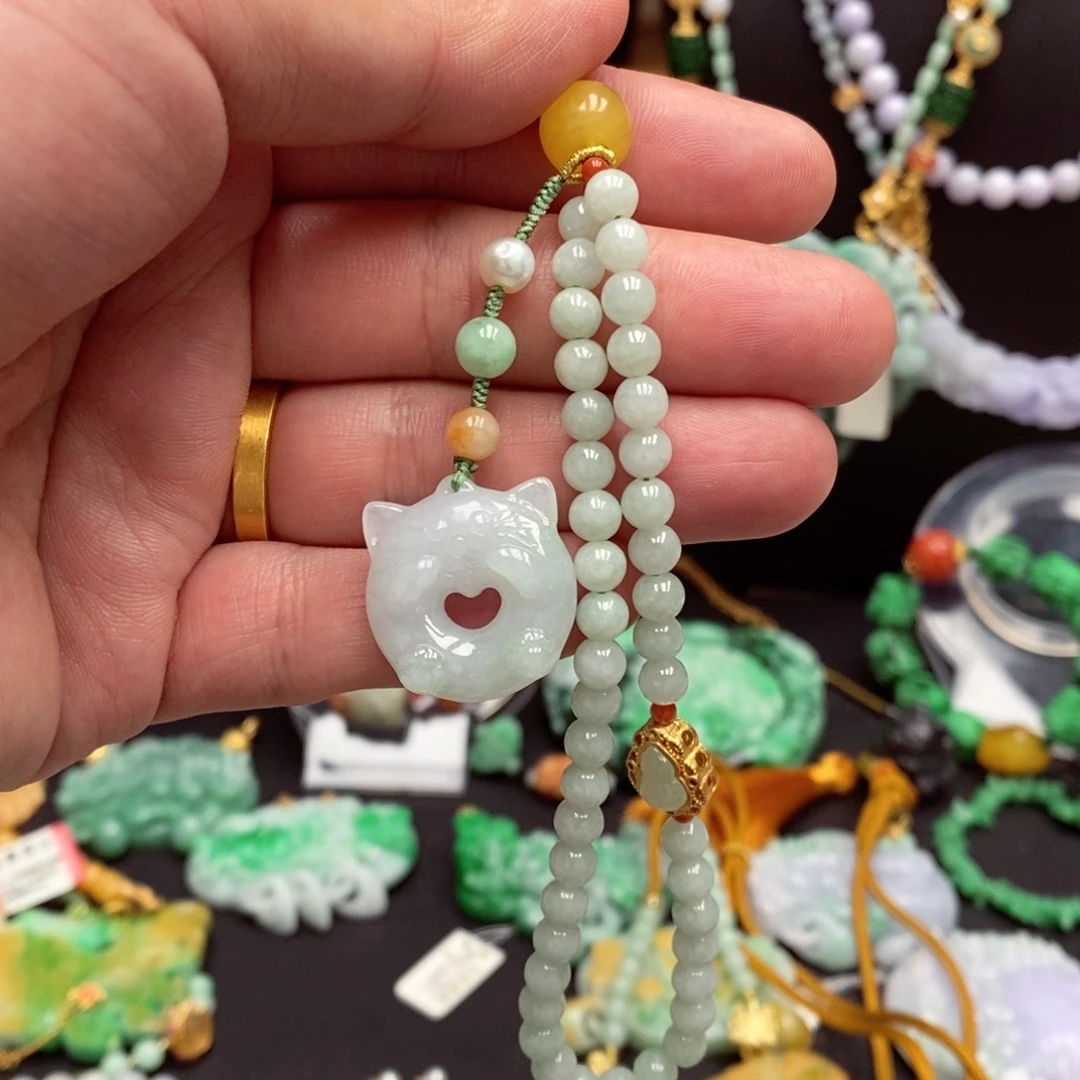 翡翠未镶嵌颈饰翡翠吊坠