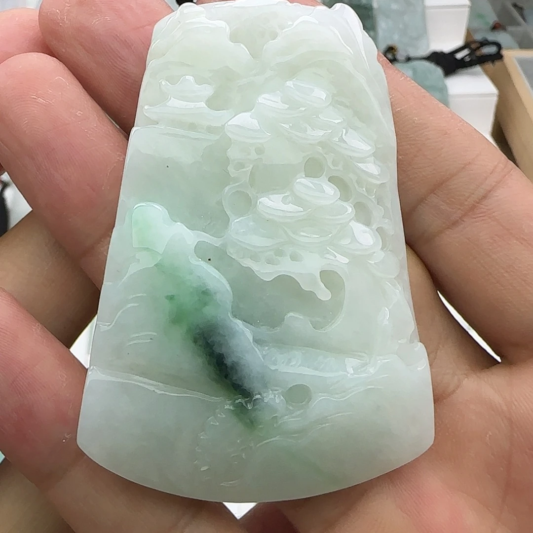 翡翠未镶嵌颈饰翡翠