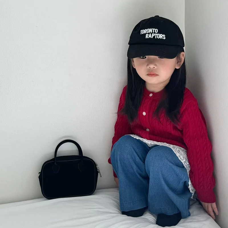 壹妈童装女童套装秋冬新款儿童时髦洋气红色针织衫上衣蓝色牛仔裤