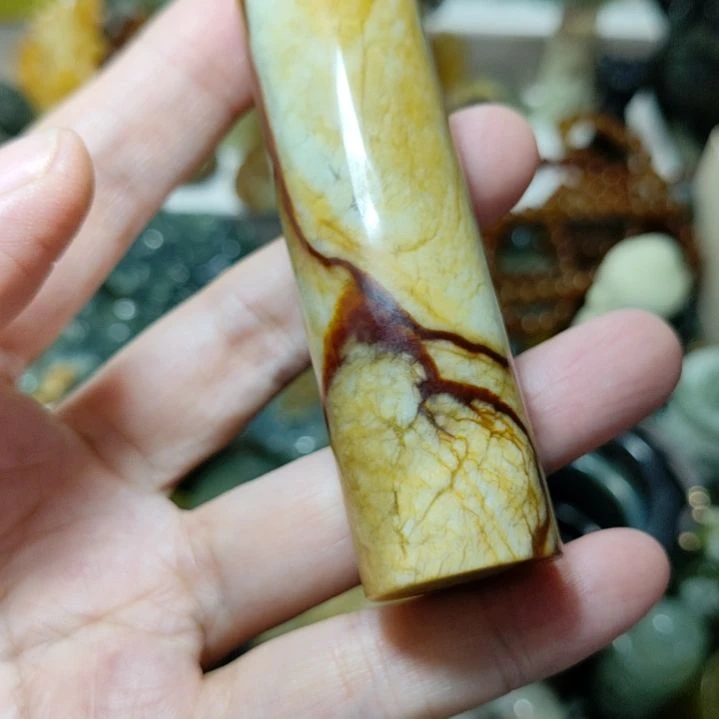未镶嵌岫玉手把件