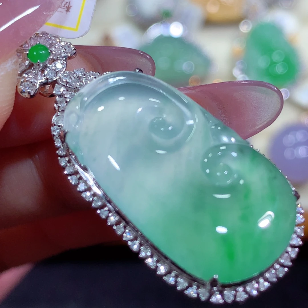 翡翠18K金镶嵌吊坠(不含链)