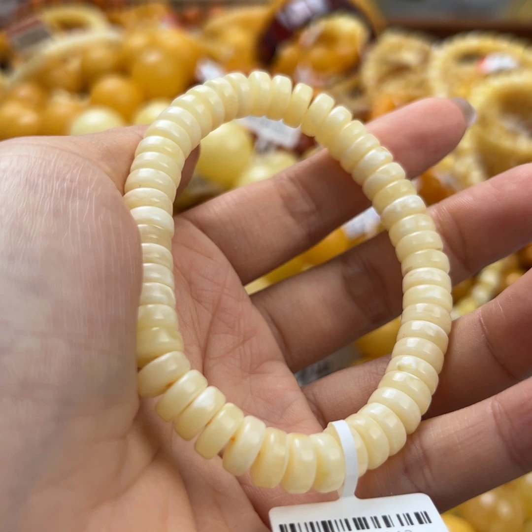 未镶嵌琥珀珠宝奇石