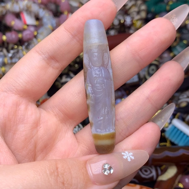 玛瑙/玉髓未镶嵌发一个