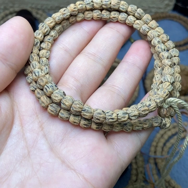 【闪购商品】吊坠柏香籽/百香籽