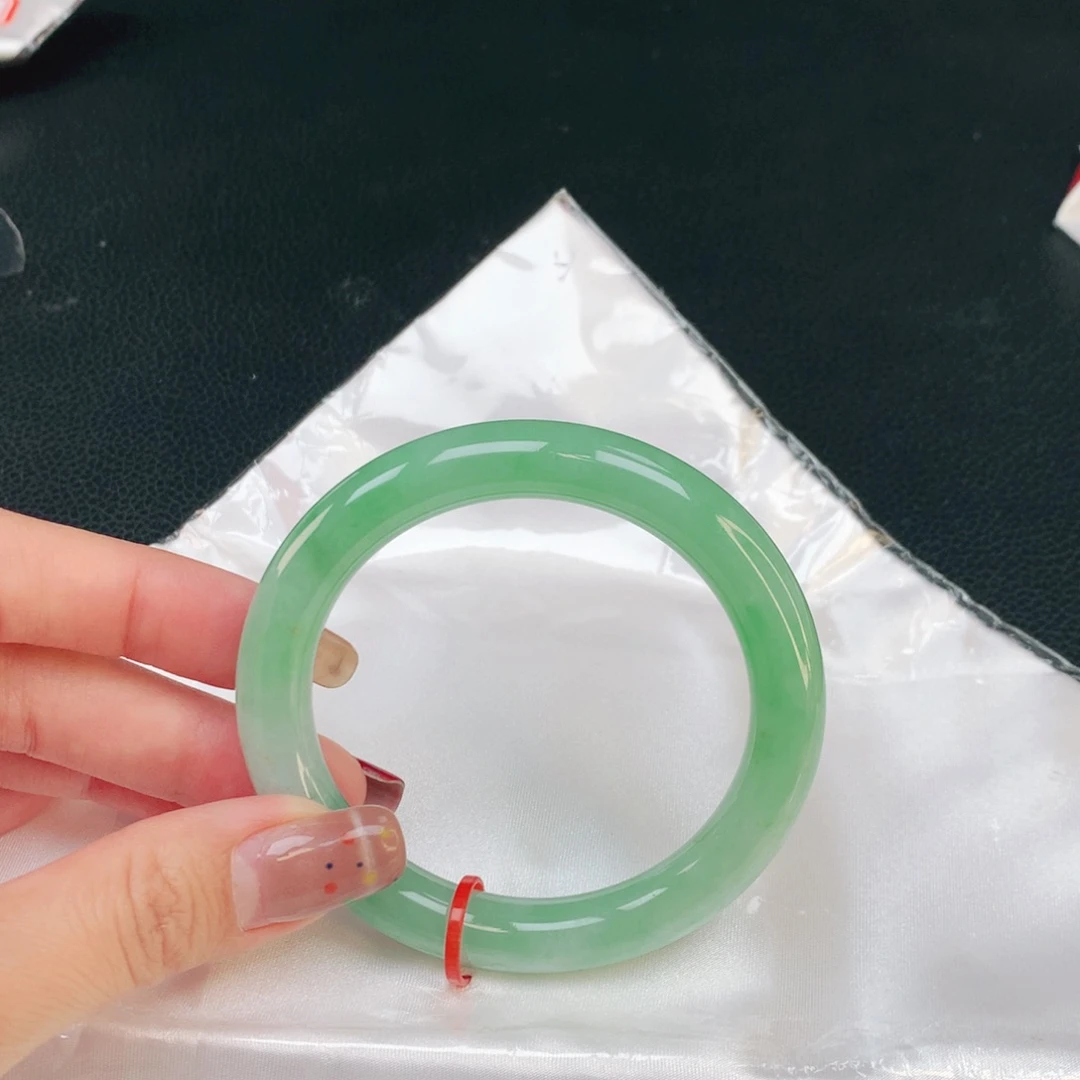 未镶嵌手镯翡翠703