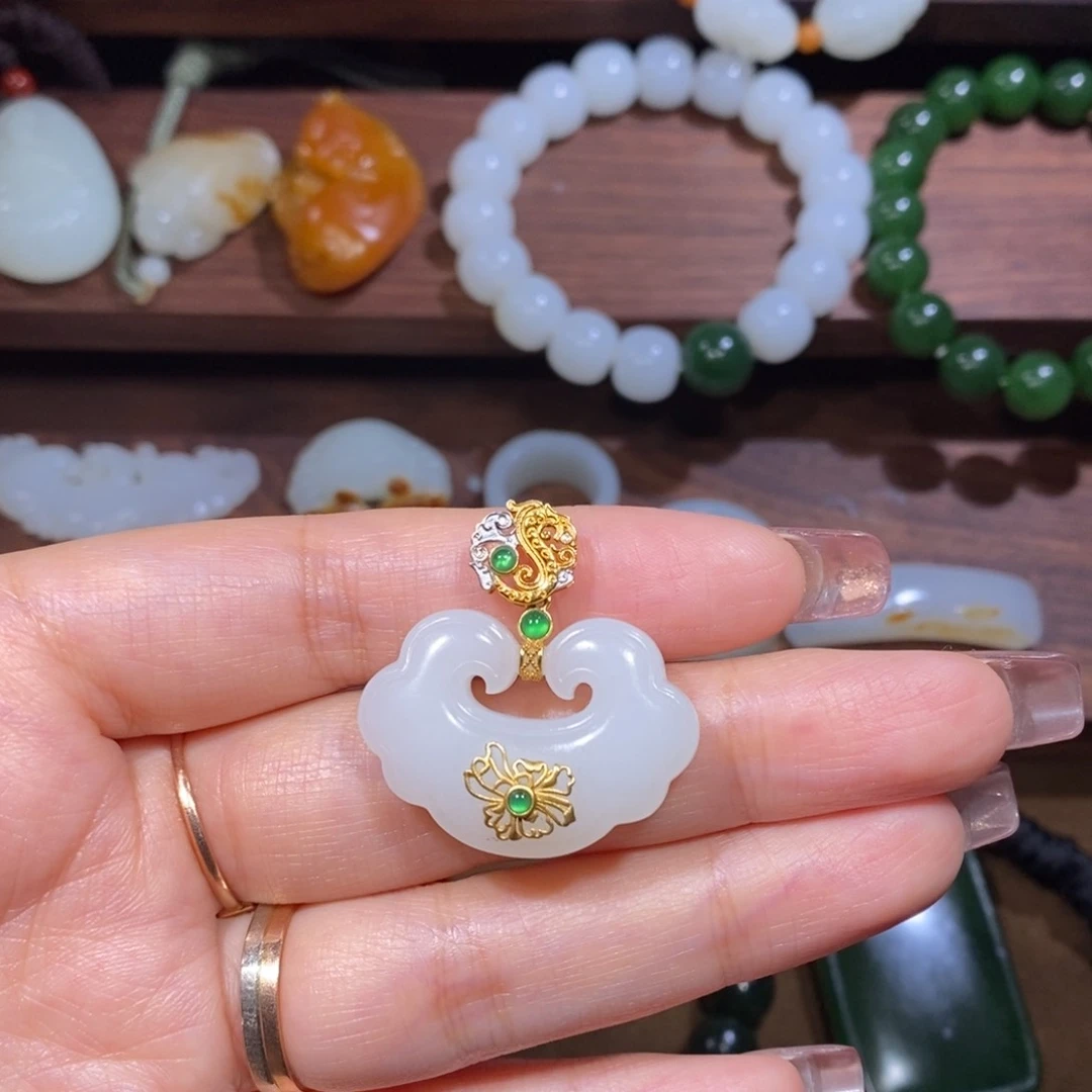 和田玉手链未镶嵌透**y