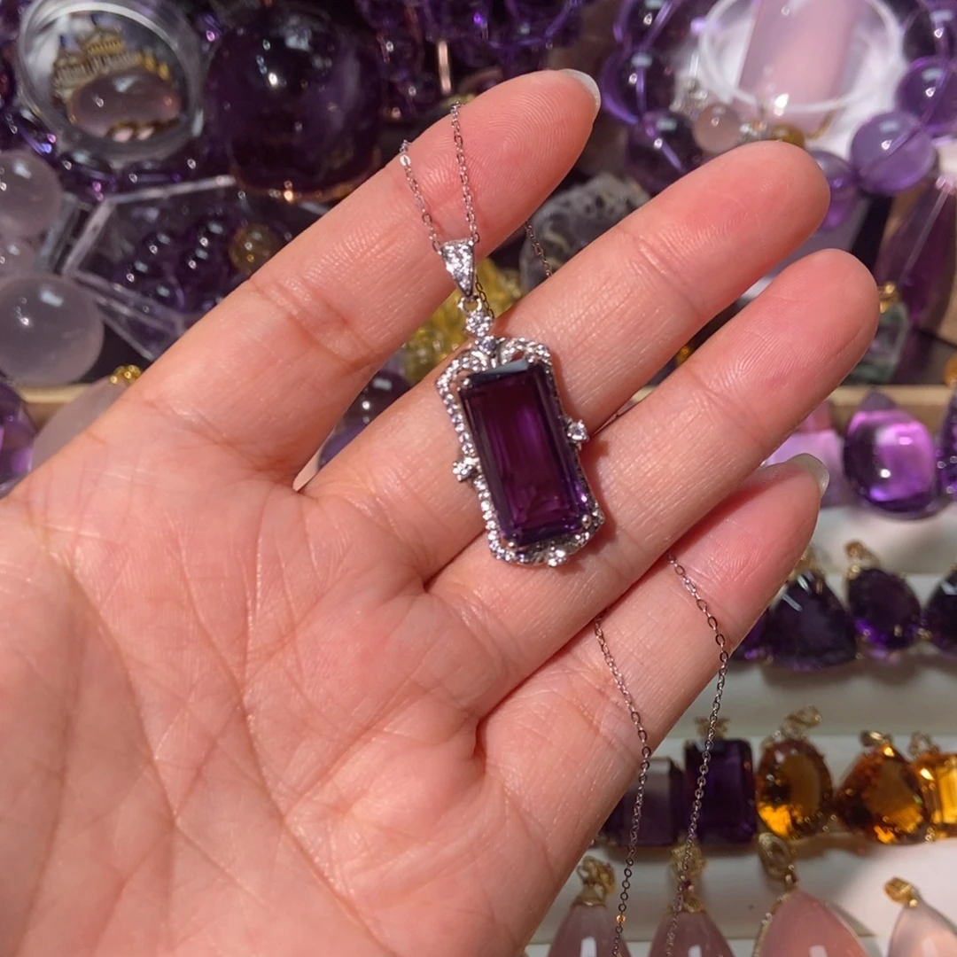 银S925镶嵌颈饰水晶