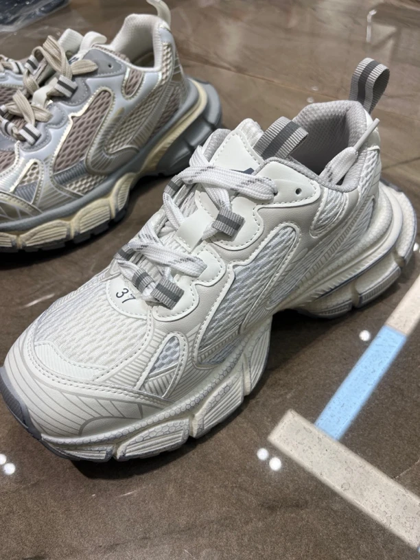 X135女款休闲鞋男士鞋子老爹鞋潮流星云老爹鞋60003灰白