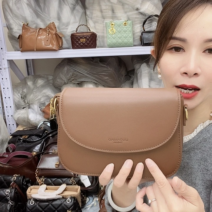 蚕丝小牛剖层皮革PU