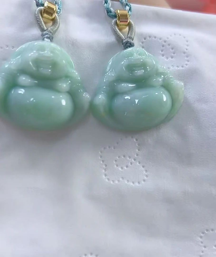 天然翡翠A货佛公吊坠（多样性发货发其一）宽27-30高25+厚11-13