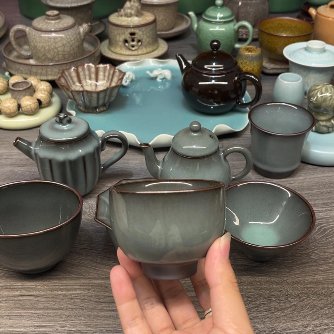 郑原斌 铁胎 手握杯