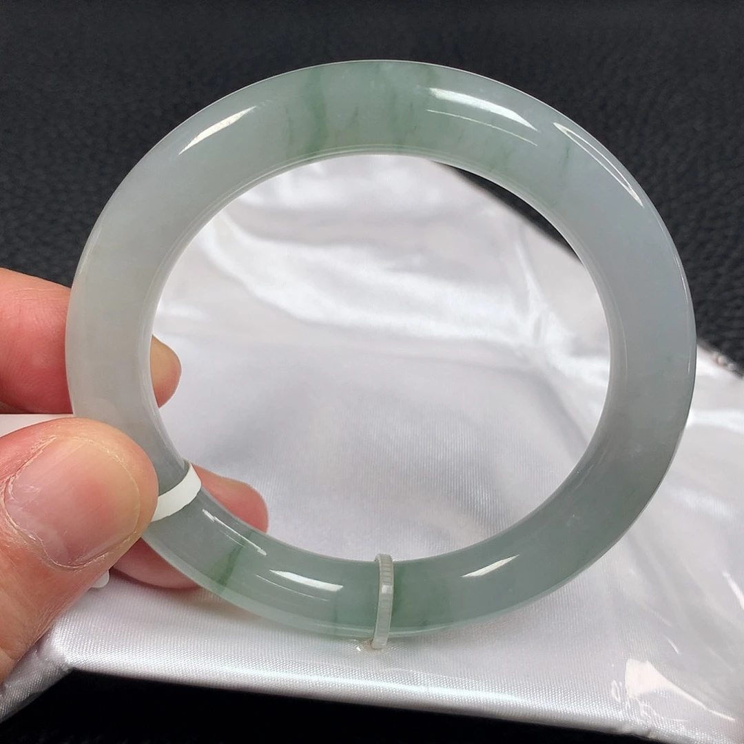 翡翠未镶嵌手镯天然翡翠手镯