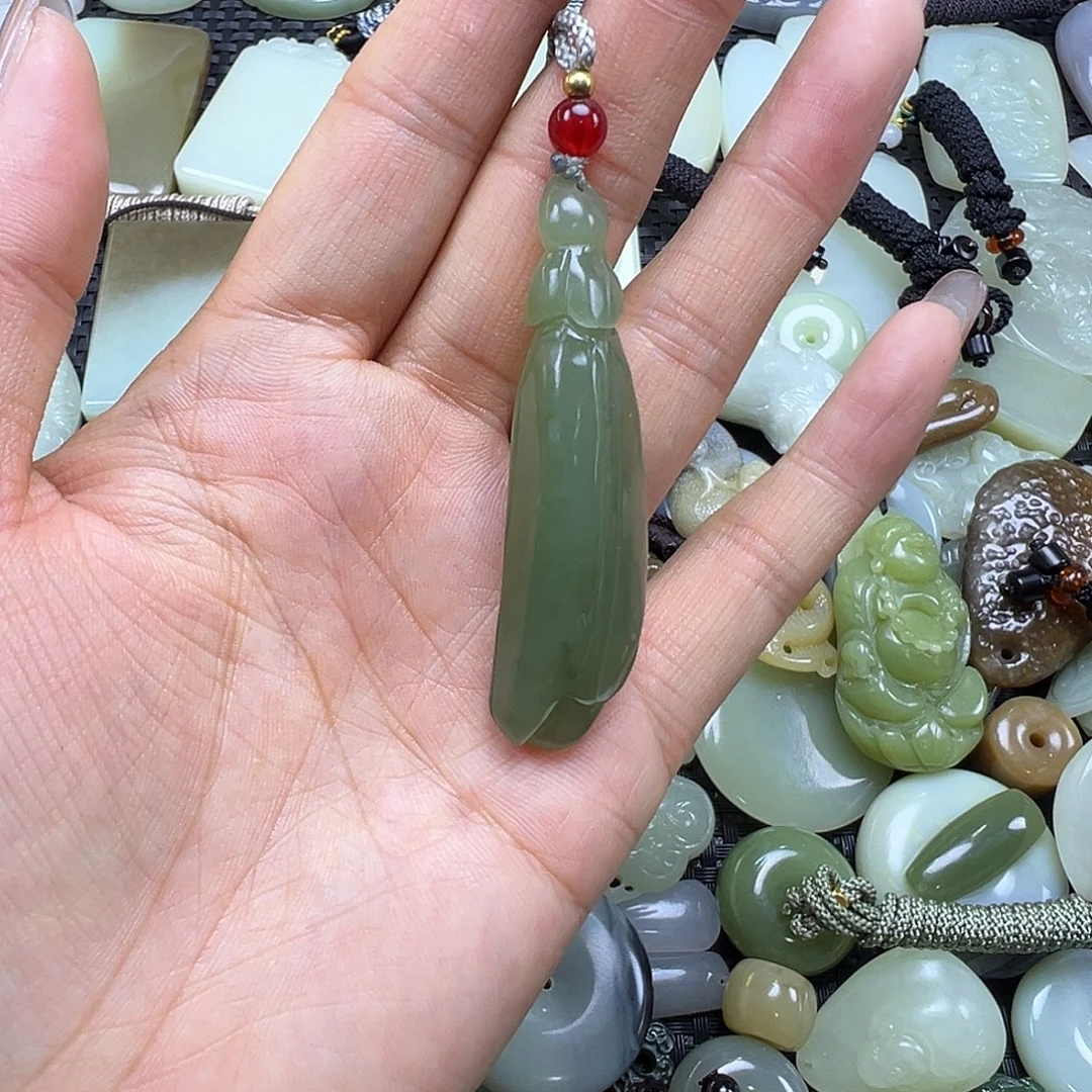 和田玉未镶嵌吊坠(不含链)卡60