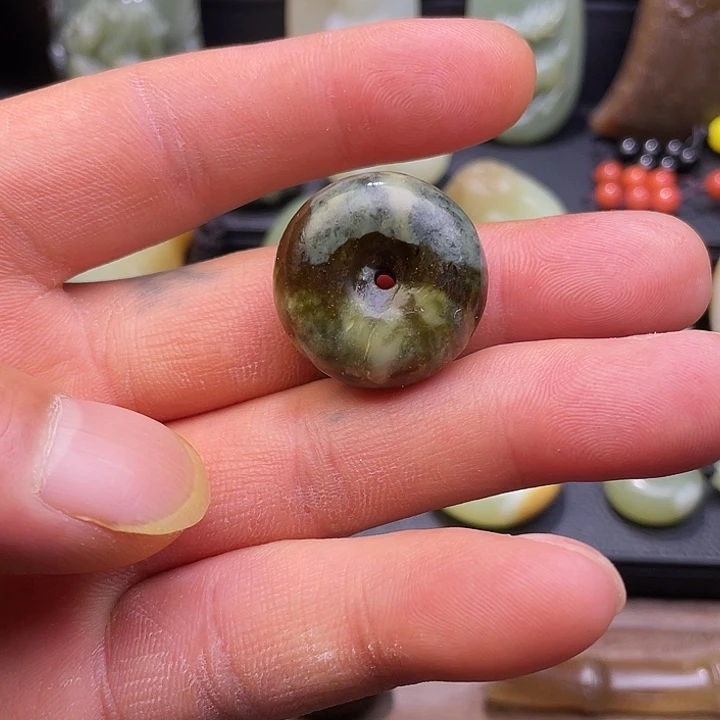 岫岩河磨玉（透闪石质玉）未镶嵌颈饰