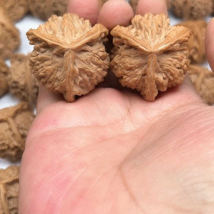 文玩核桃吊坠我想要