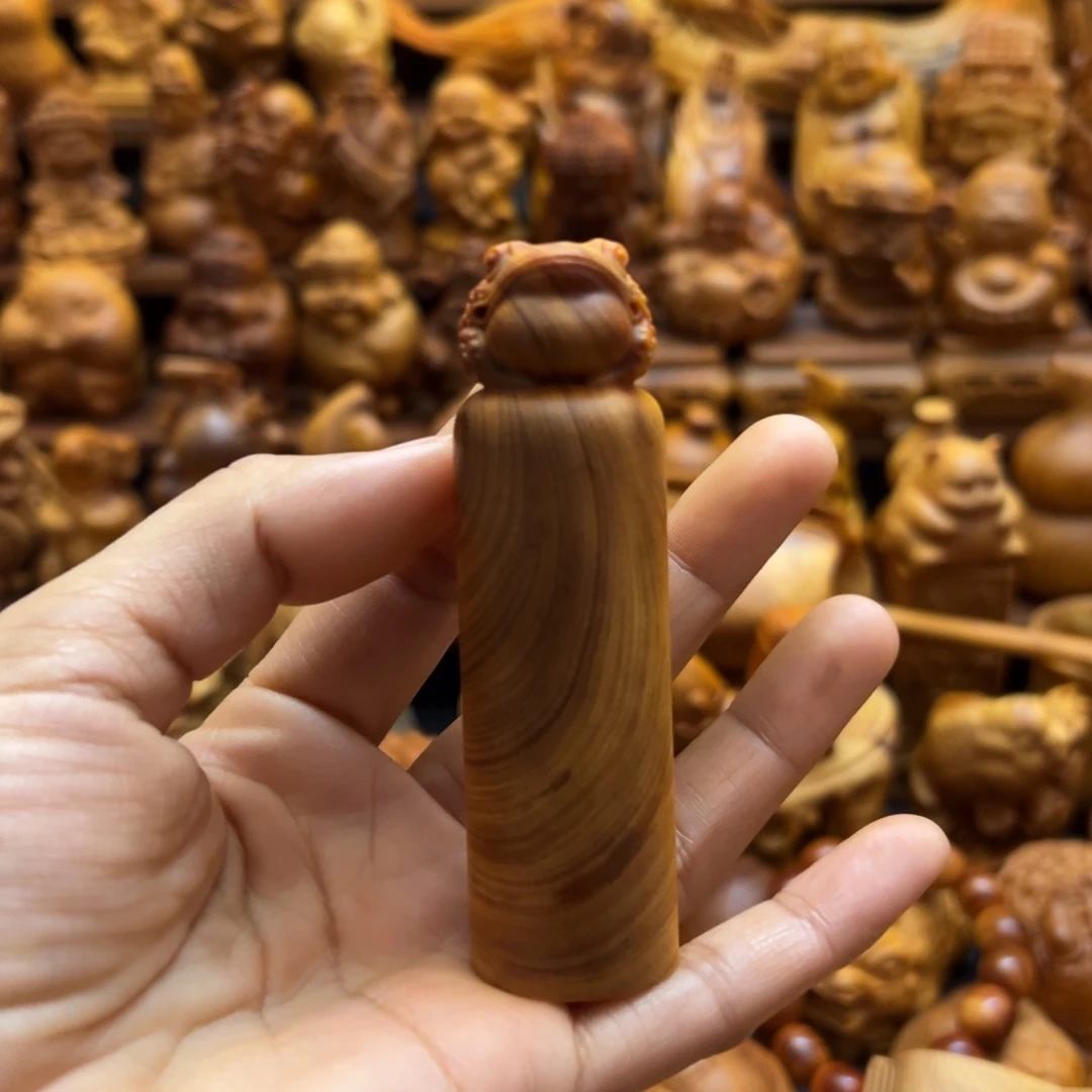 慎***5柏木（崖柏）手把件