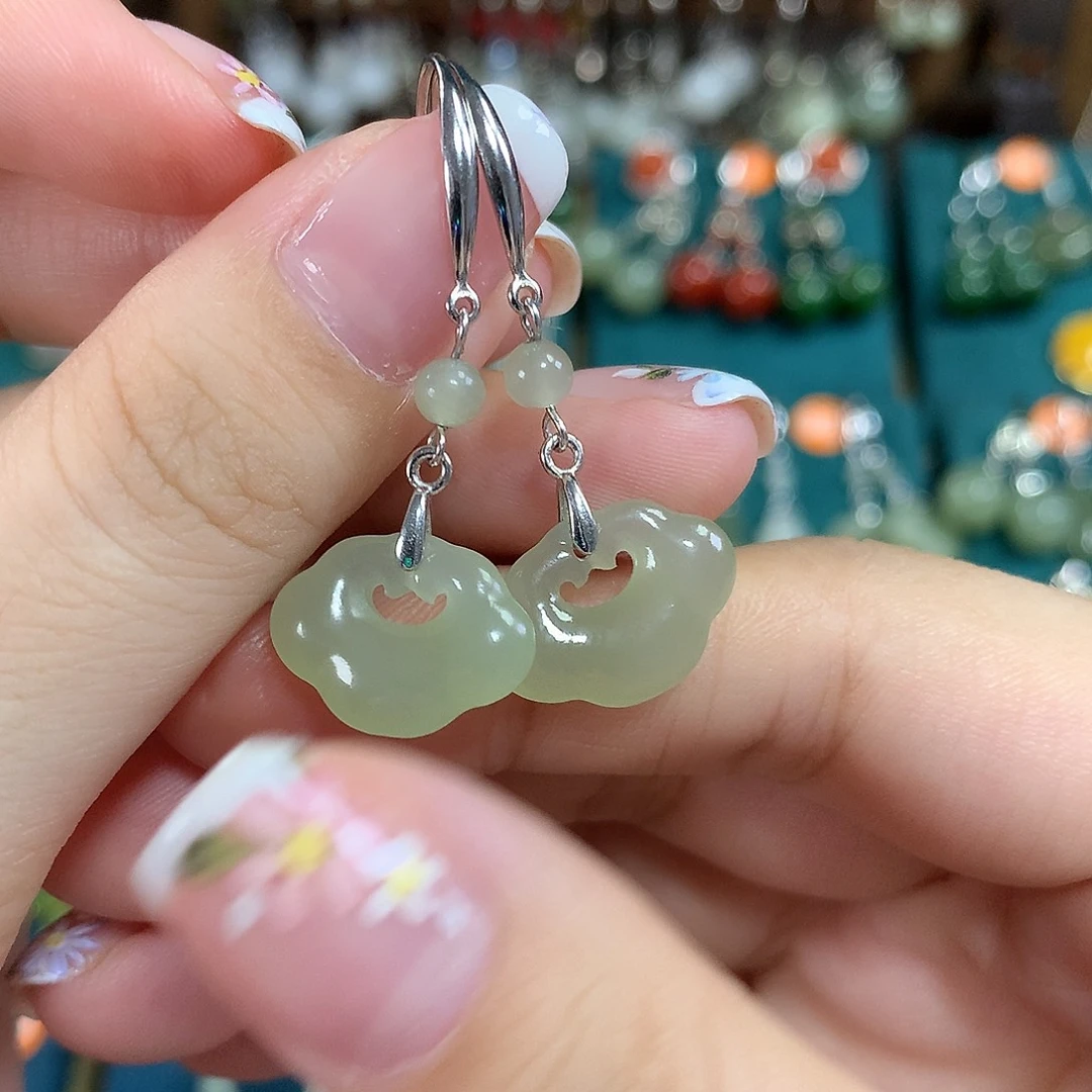 和田玉银S925镶嵌耳饰祥云如意卡16mm左右