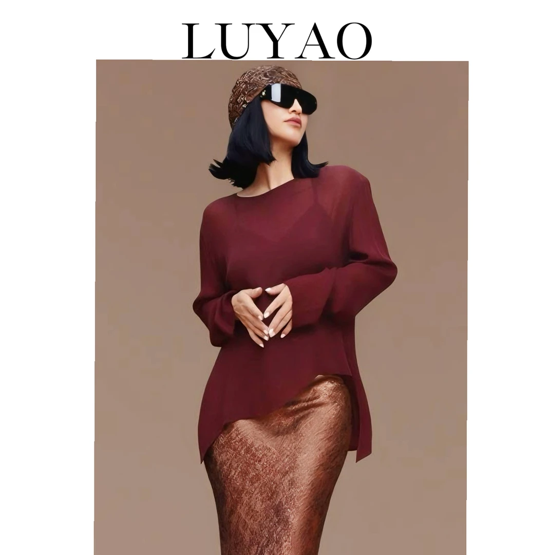 【LUYAO.录垚原创】“柔雾之镂”-斜裁开叉上衣