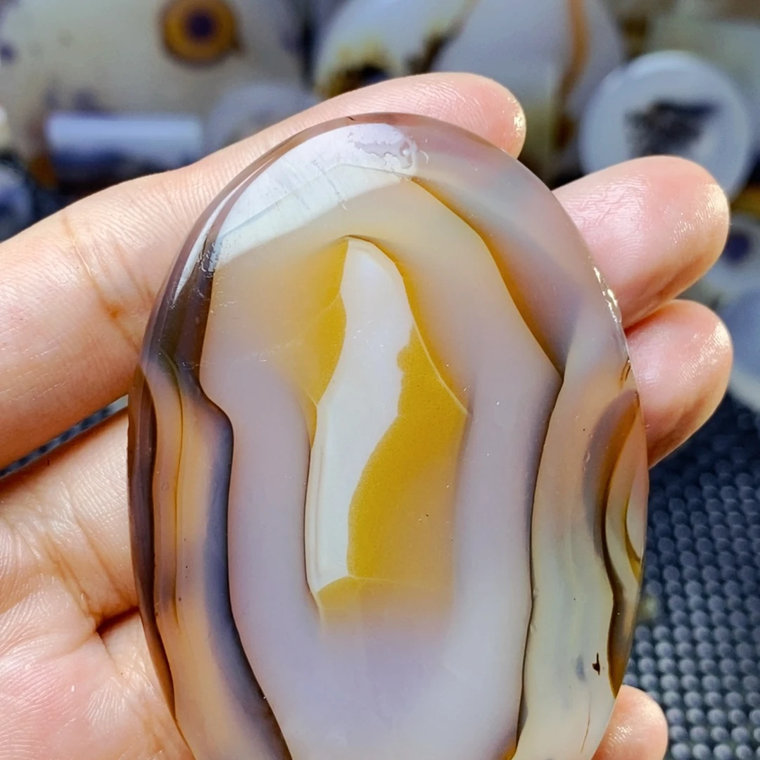 玛瑙/玉髓未镶嵌珠宝奇石