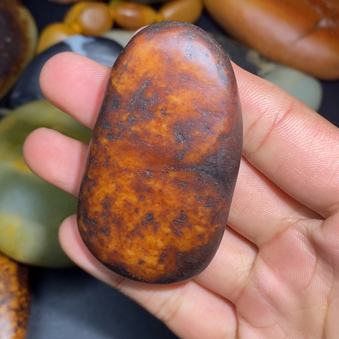 和田玉未镶嵌珠宝奇石